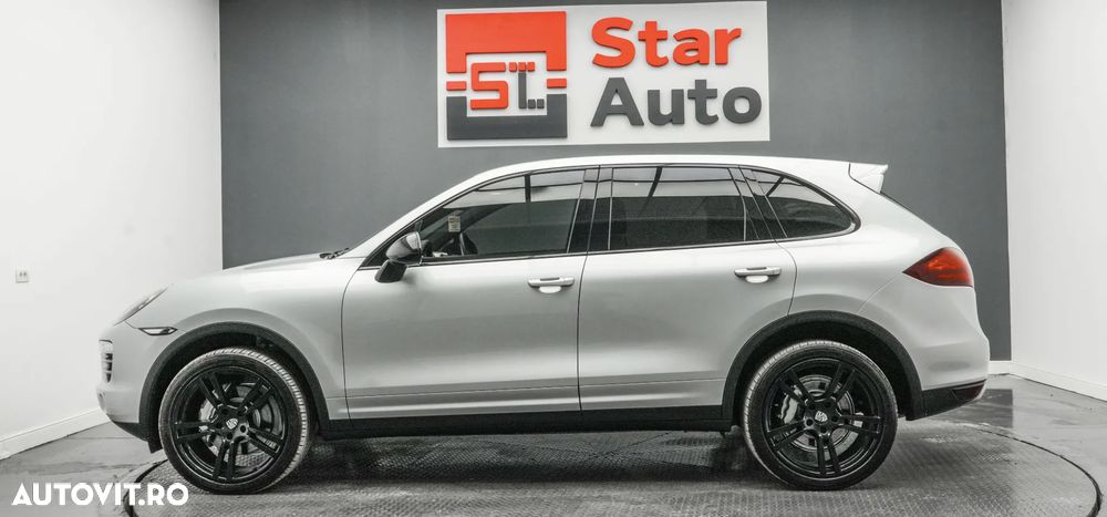 Porsche Cayenne 3.0 L V6 - 10