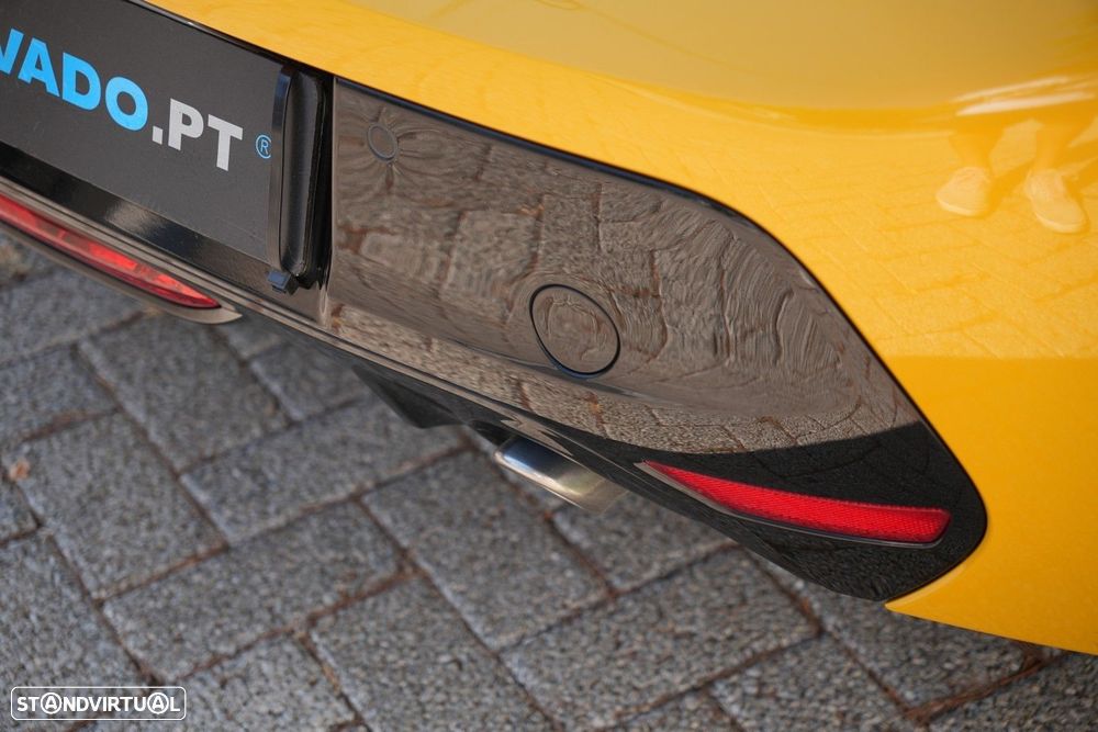 Peugeot 208 1.2 PureTech GT Line - 18