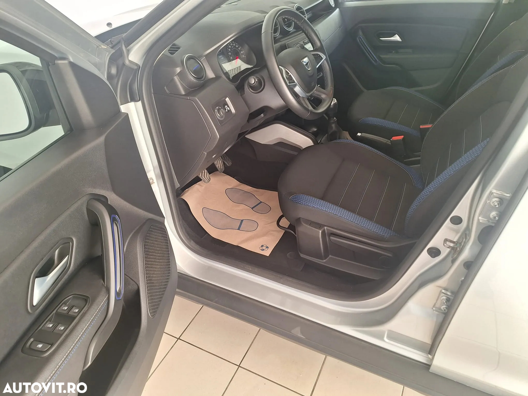 Dacia Duster ECO-G 100 SL BlueLine - 8