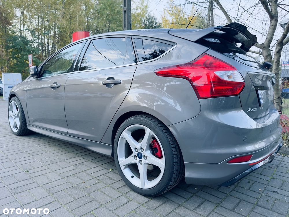 Ford Focus 1.6 EcoBoost Titanium - 3