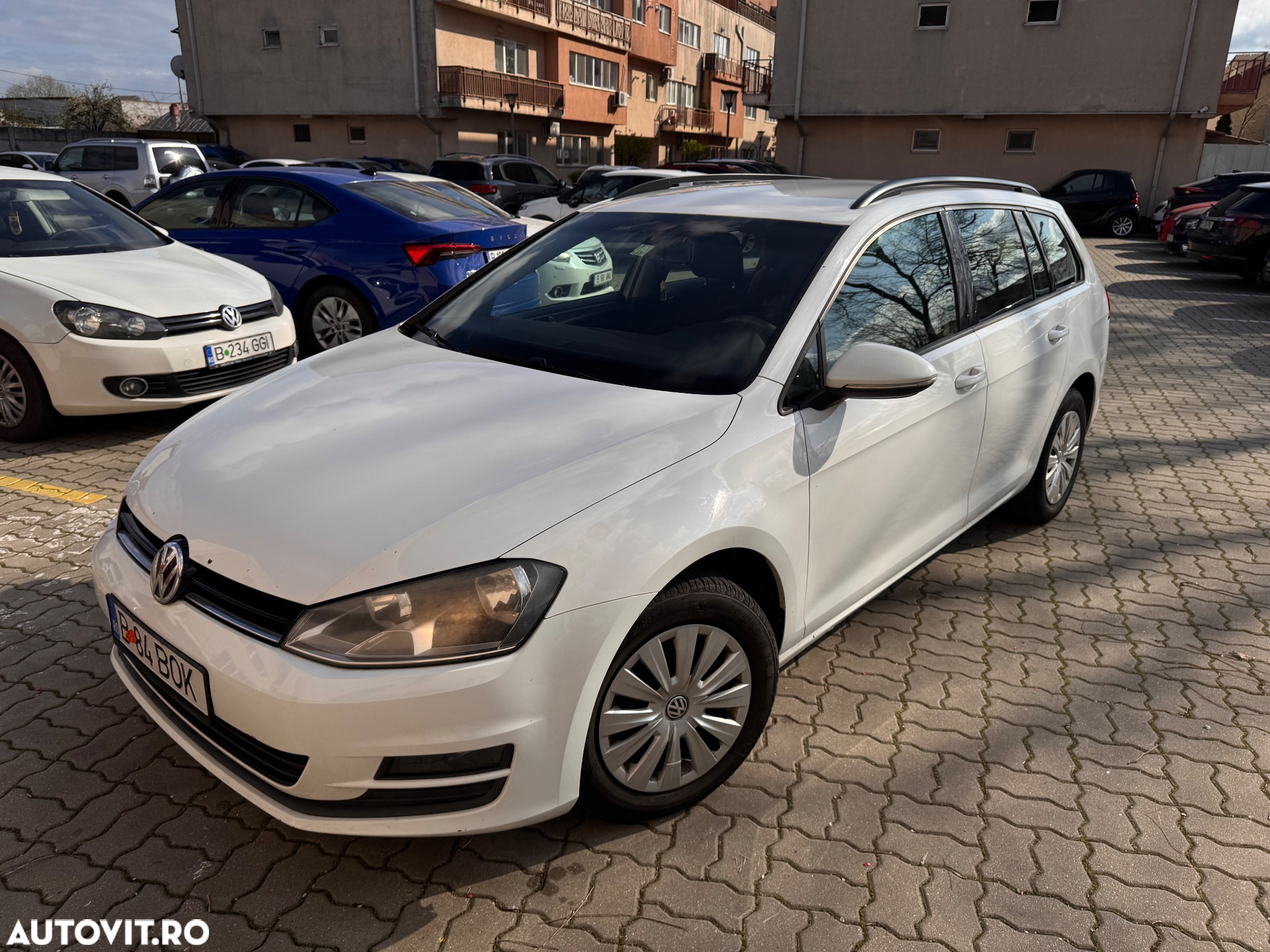 Volkswagen Golf - 3