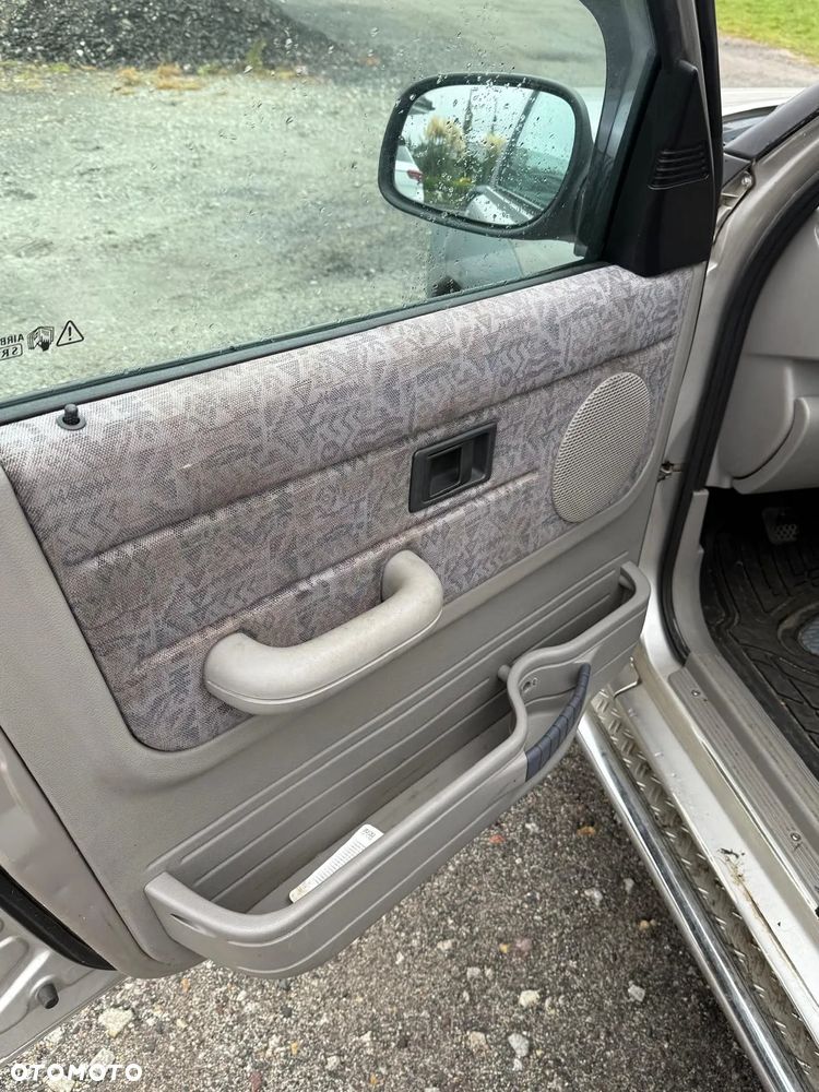 Land Rover Freelander ver-1-8i - 4