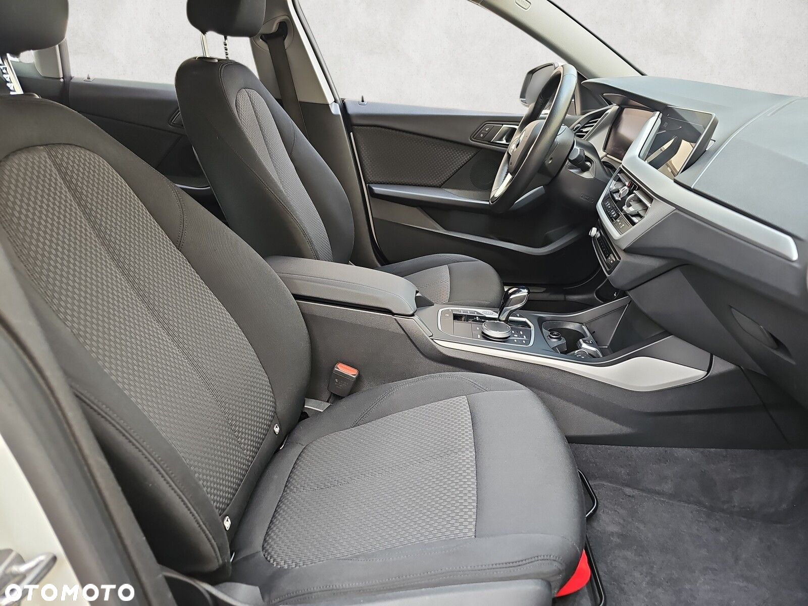 BMW Seria 2 - 13