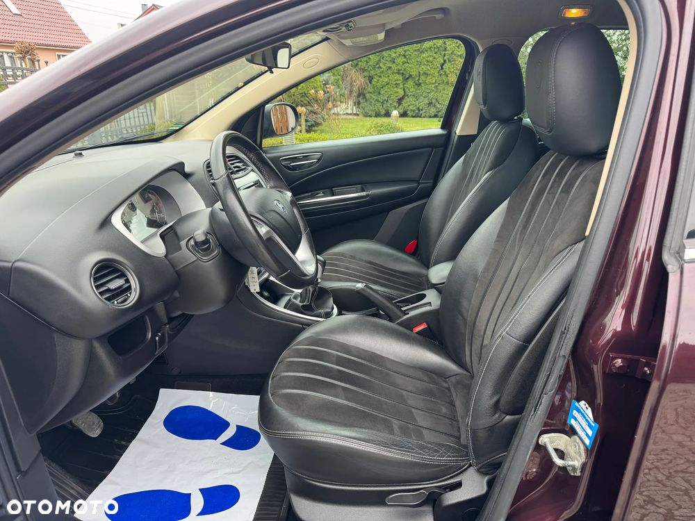 Lancia Delta 1.4 MultiAir 16v Platinum - 29