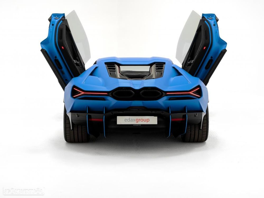 Lamborghini Revuelto - 6