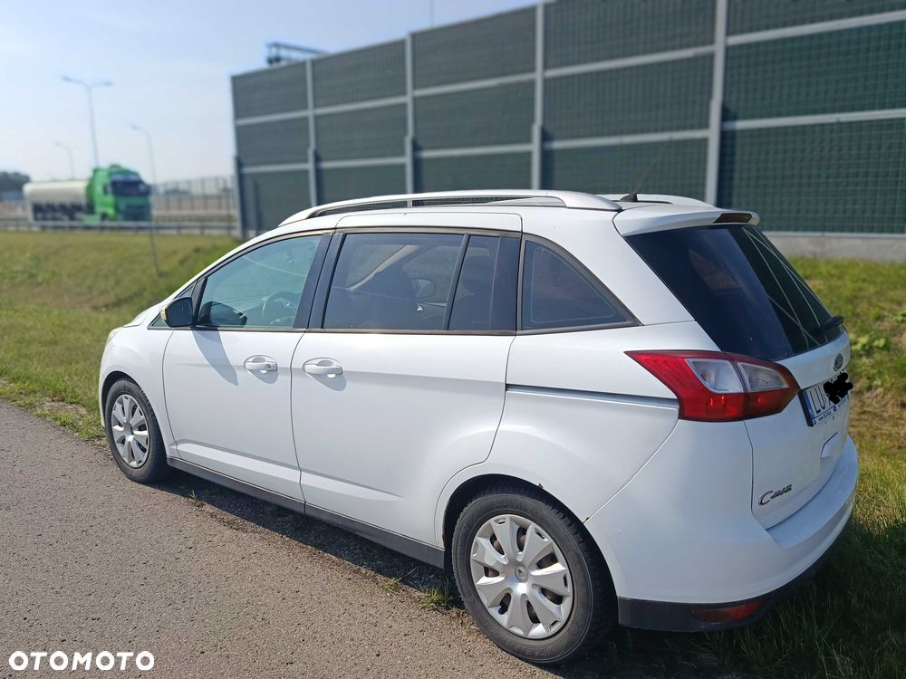 Ford Grand C-MAX - 4