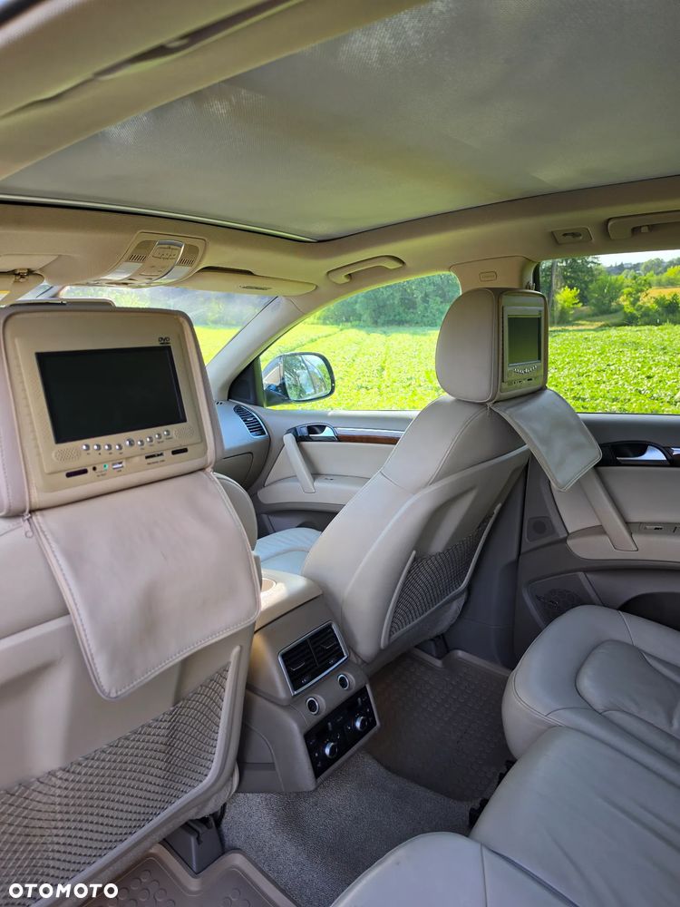 Audi Q7 - 6
