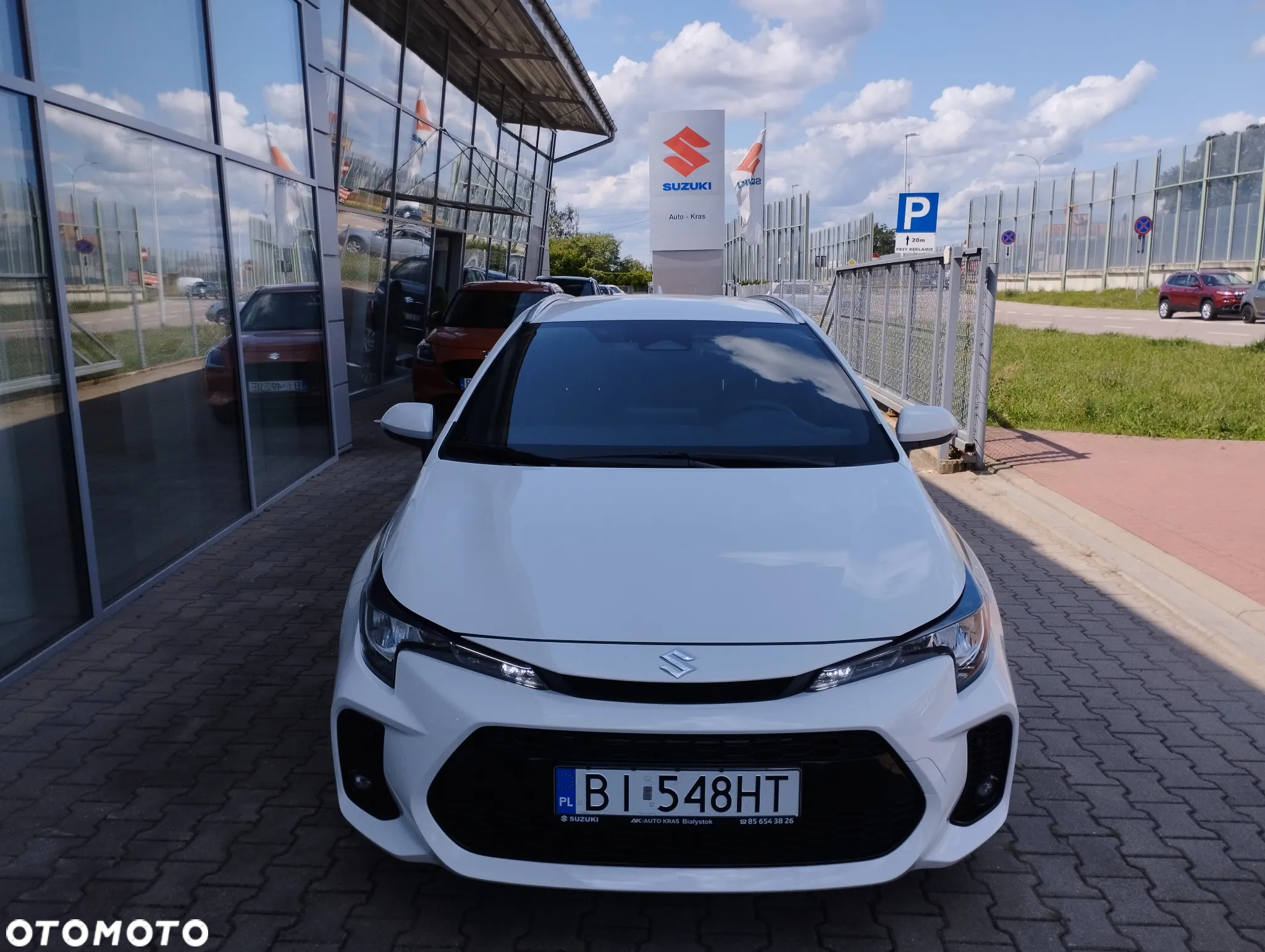 Suzuki Swace 1.8 Hybrid Premium Plus CVT - 4