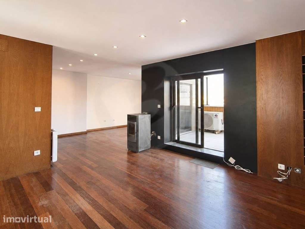 T3 Duplex com Terraço junto à Praia na Póvoa de Varzim - Grande imagem: 3/28