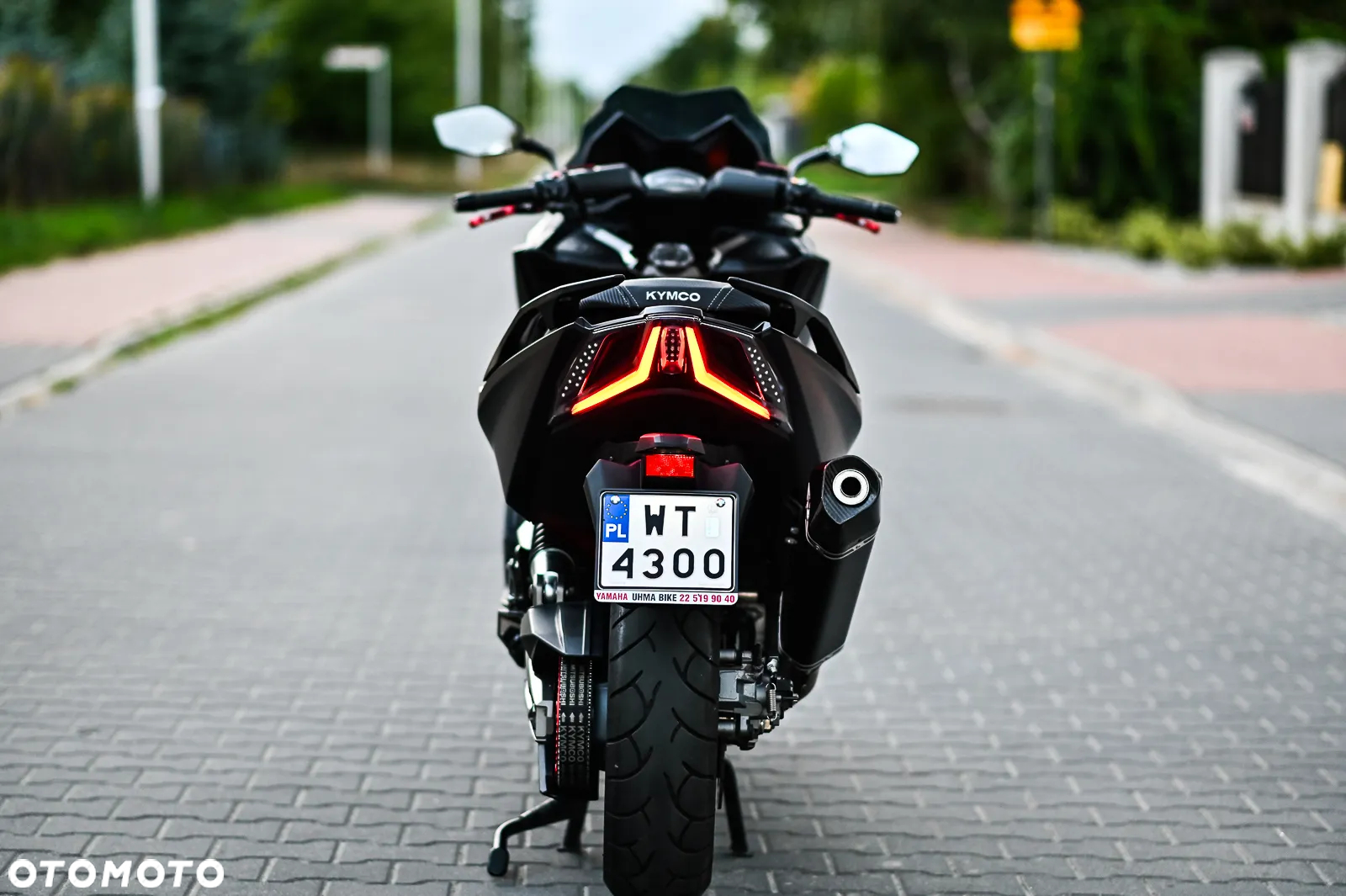 Kymco AK 550 - 25