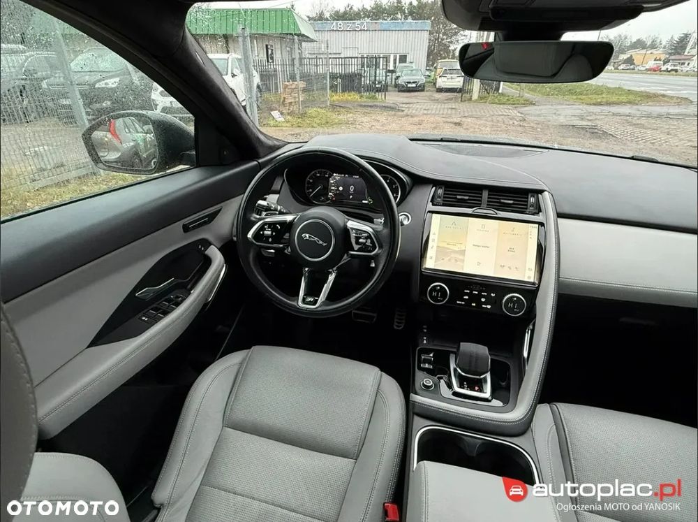 Jaguar E-Pace P300e AWD R-Dynamic S - 14
