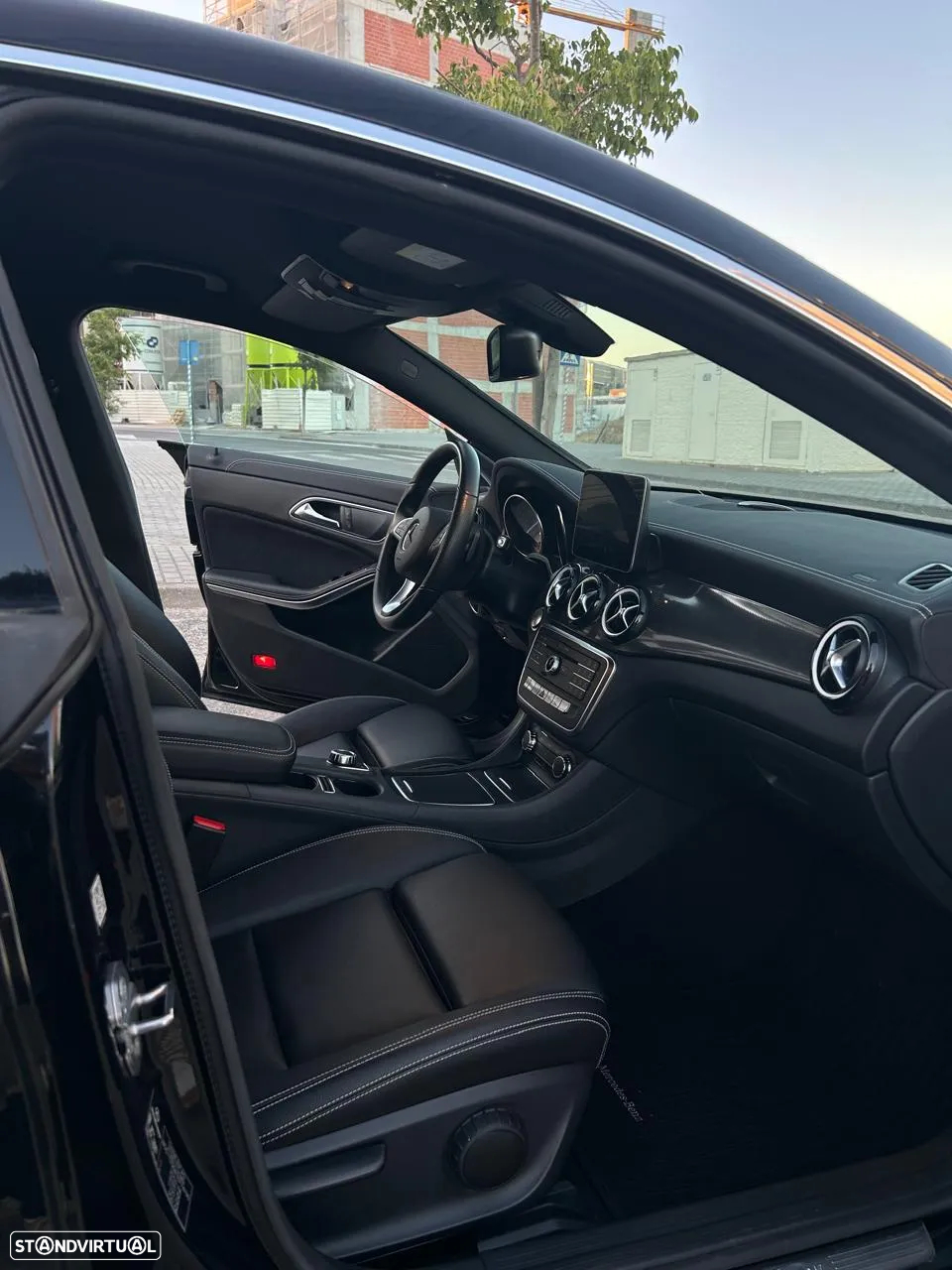 Mercedes-Benz CLA 200 d Shooting Brake Urban Aut. - 10