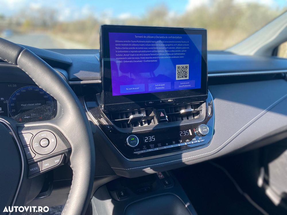 Toyota Corolla 1.8 HSD Business - 8