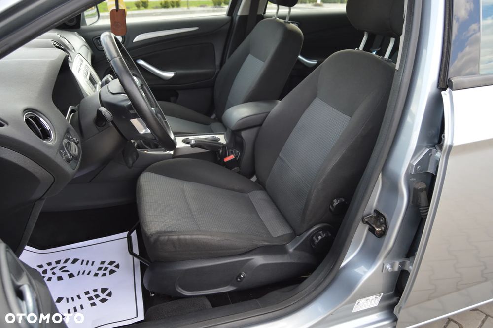 Ford Mondeo 2.0 TDCi Trend - 30