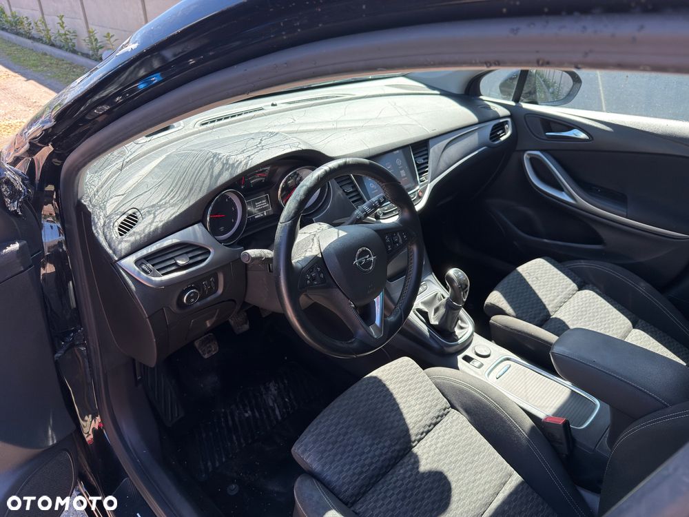 Opel Astra 1.6 CDTI Dynamic - 9