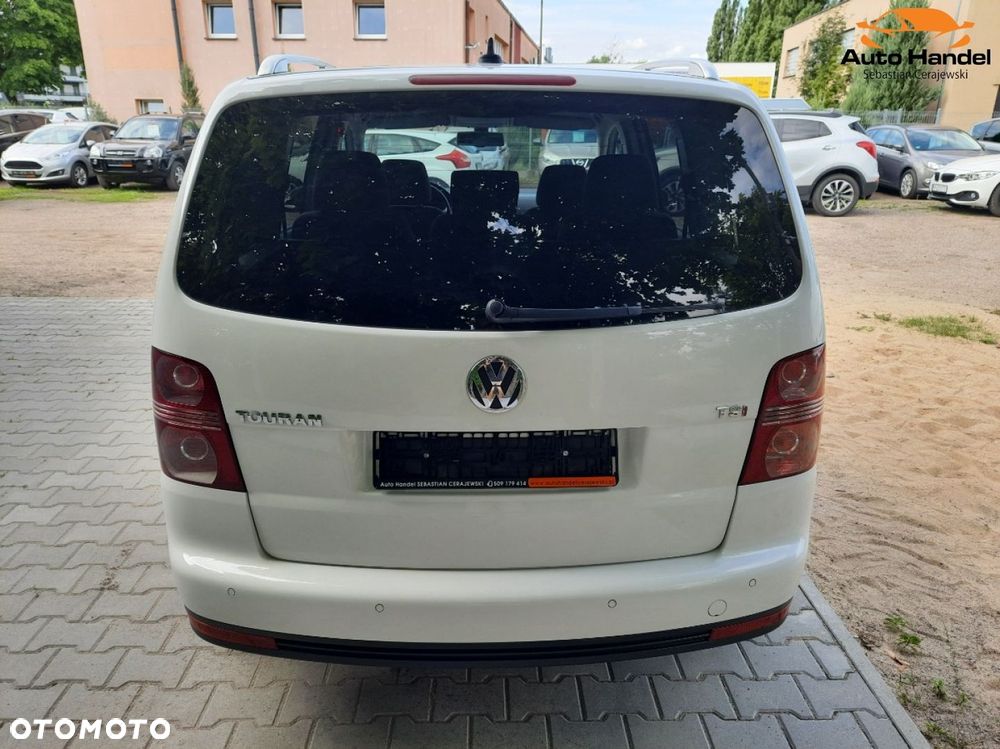 Volkswagen Touran 1.4 TSI Highline - 11
