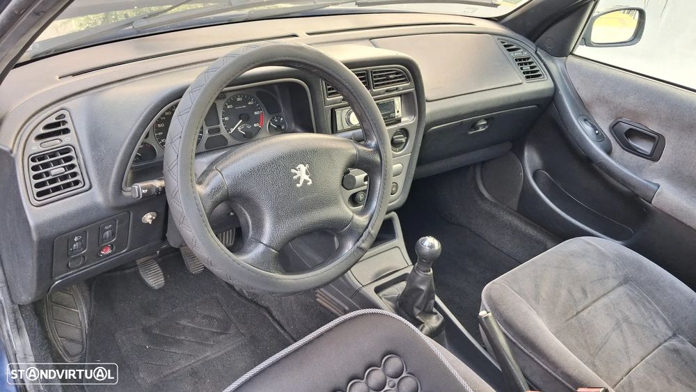 Peugeot 306 2.0 HDi Iceland - 12