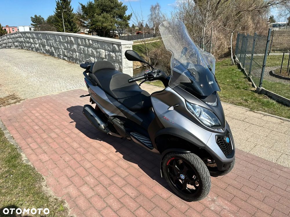 Piaggio MP-3 - 7