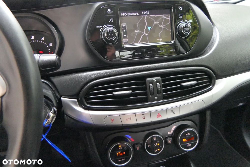 Fiat Tipo 1.4 16V Lounge - 22