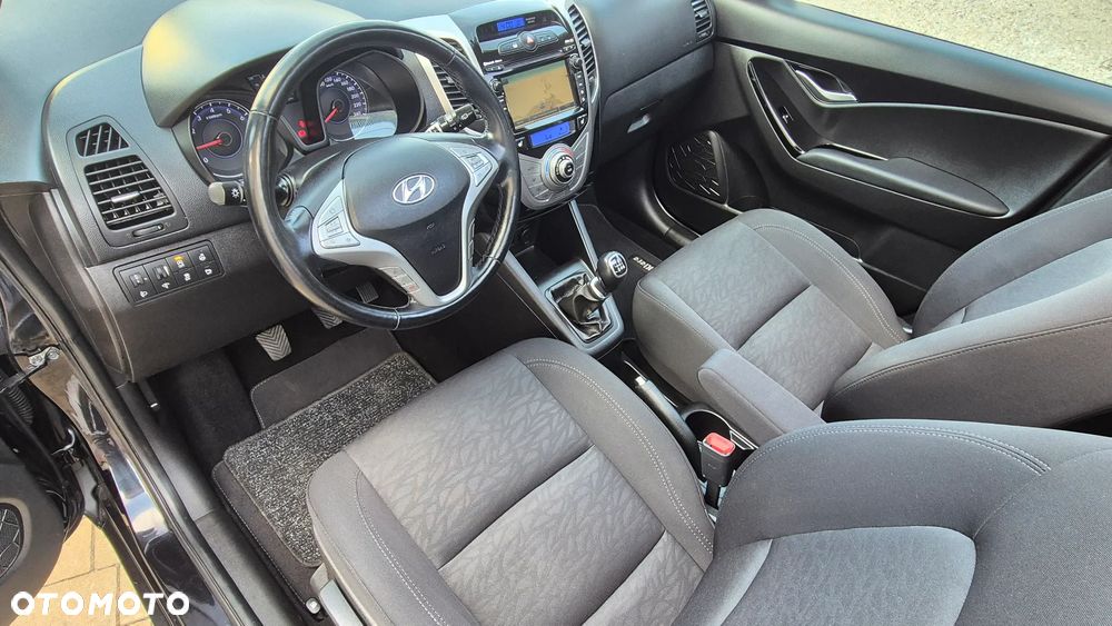 Hyundai ix20 1.6 Premium - 18