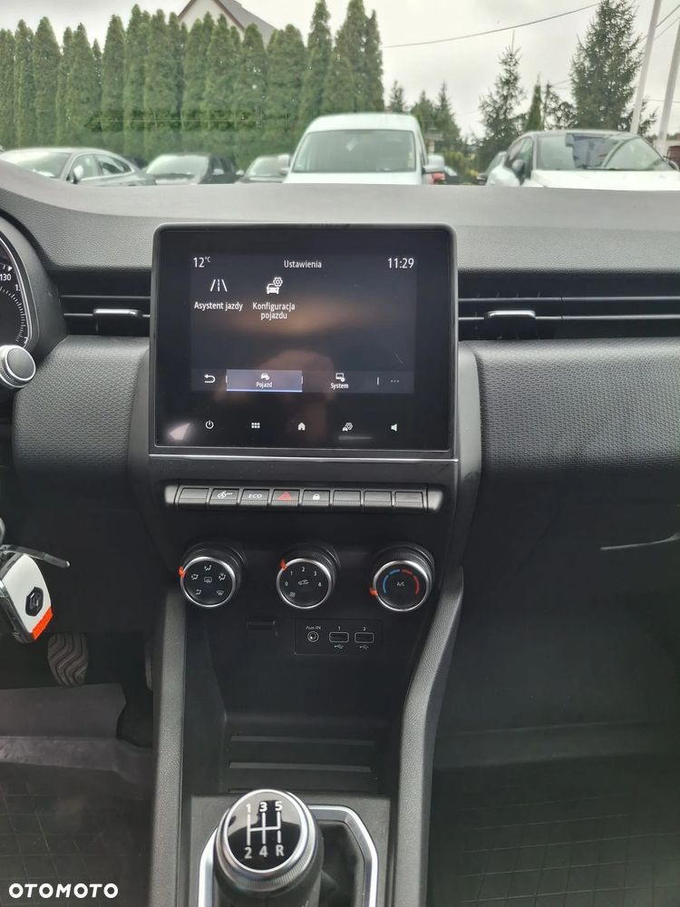 Renault Clio - 8