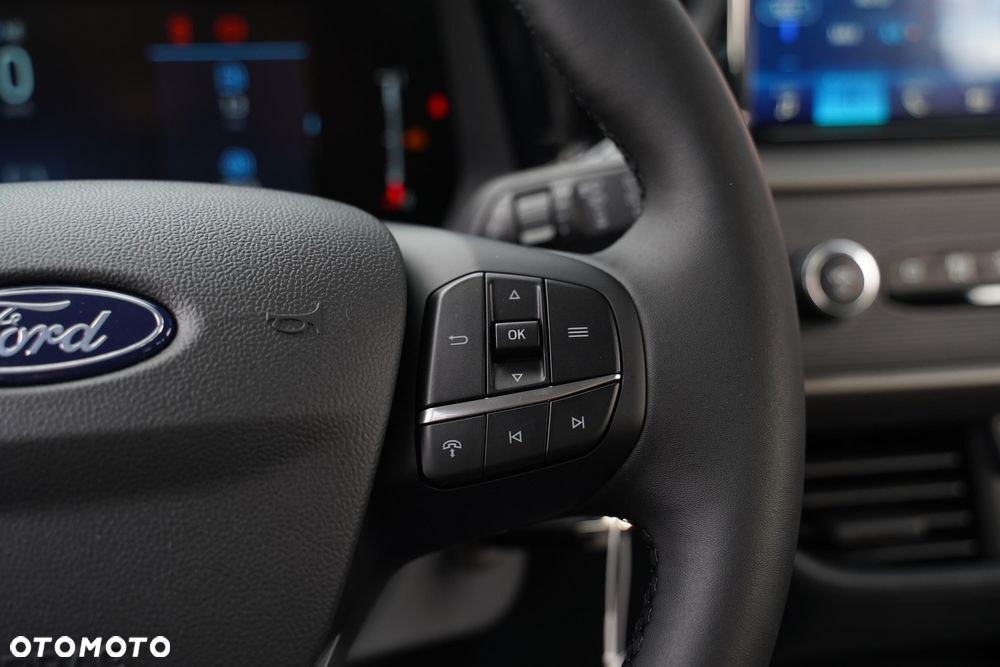 Ford Tourneo Courier 1.0 EcoBoost Trend - 22