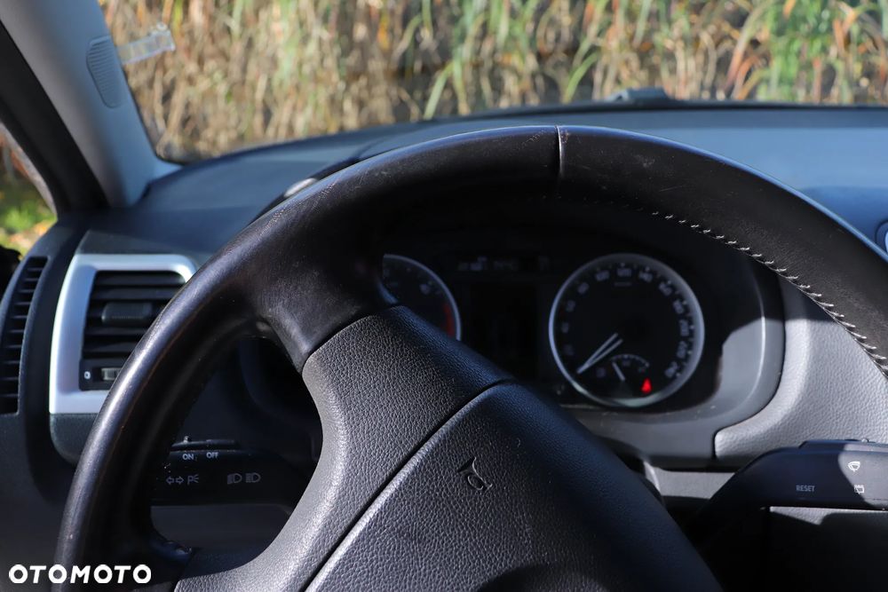 Skoda Roomster - 16