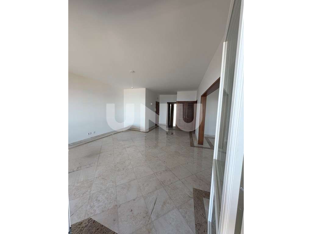 T3 com vista mar no Alto da Barra - Grande imagem: 3/7