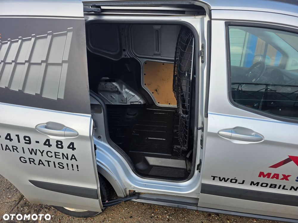 Ford Transit Courier Trend - 18