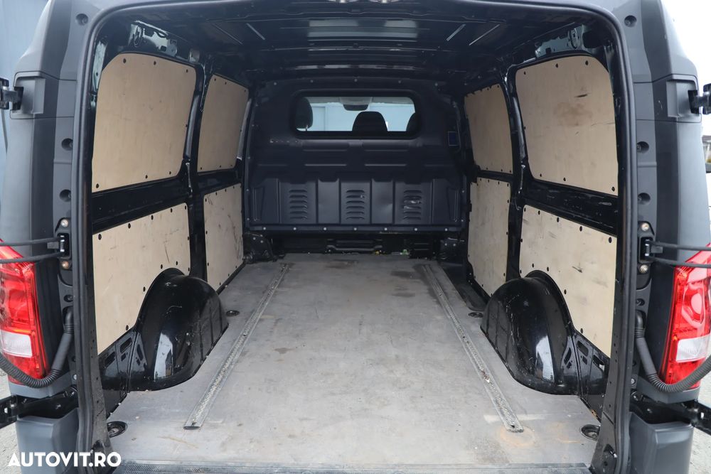 Mercedes-Benz Vito - 22