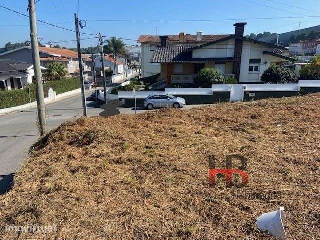 Terreno Para Construção  Venda em Vila de Cucujães,Oliveira de Azeméis - Grande imagem: 3/10