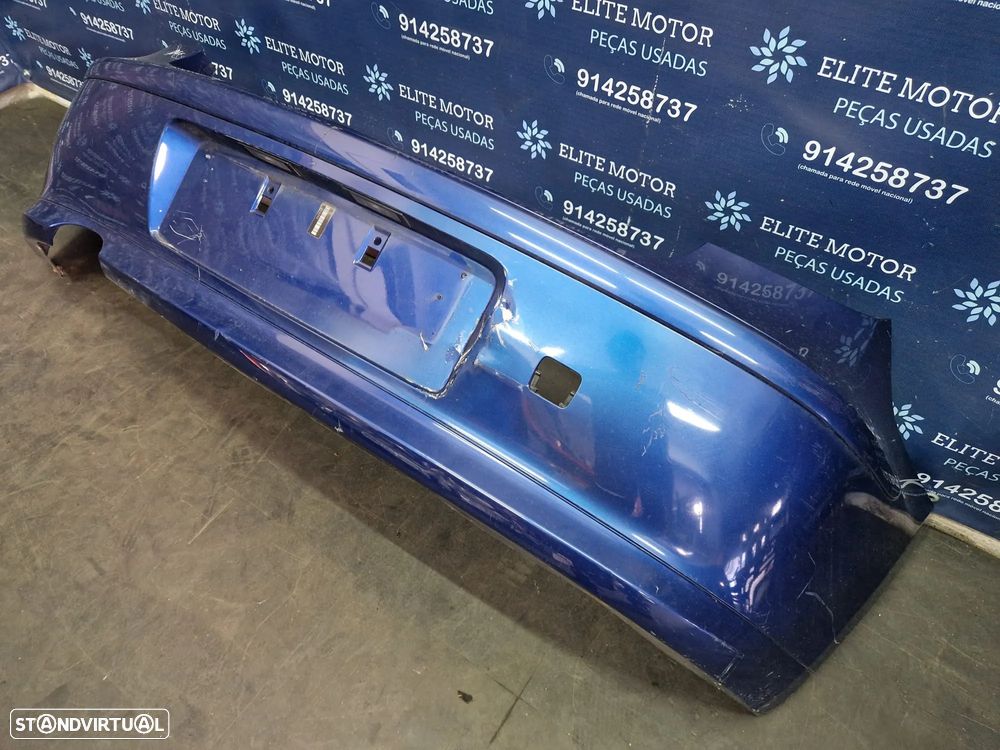 Parachoques traseiro usado BMW SERIE 1 E87 E81 LCI 120D 118D - 1