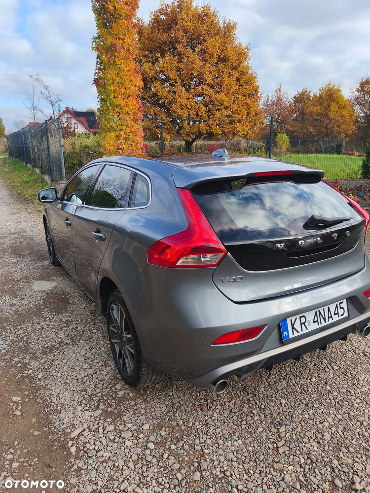 Volvo V40 2015 photo 4