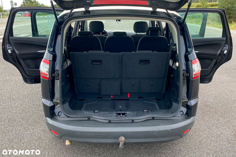 Ford S-Max - 10