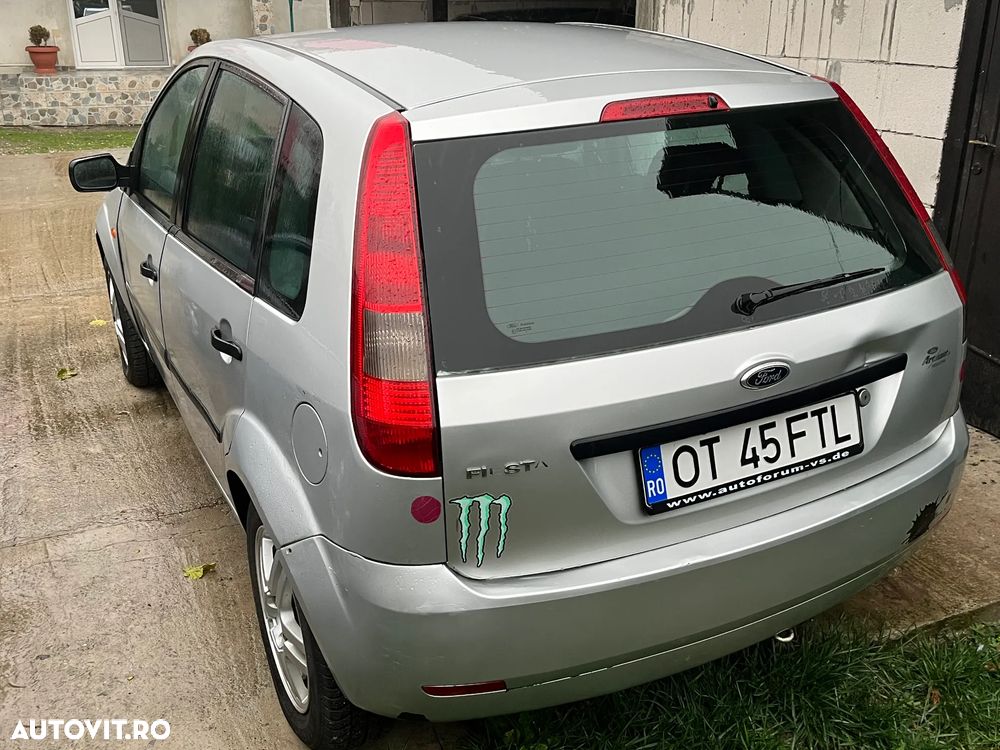 Ford Fiesta 1.3 - 6
