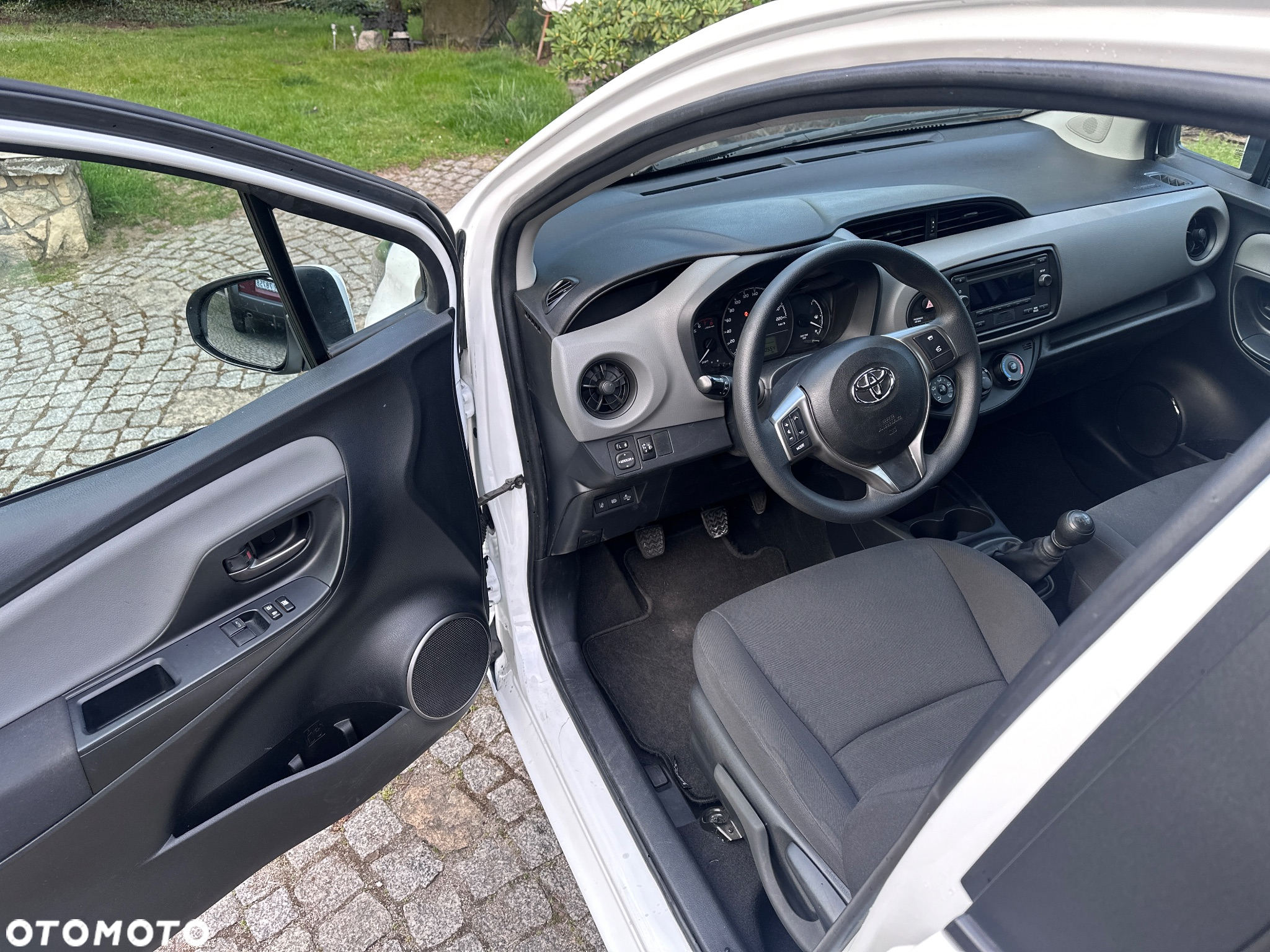 Toyota Yaris - 5