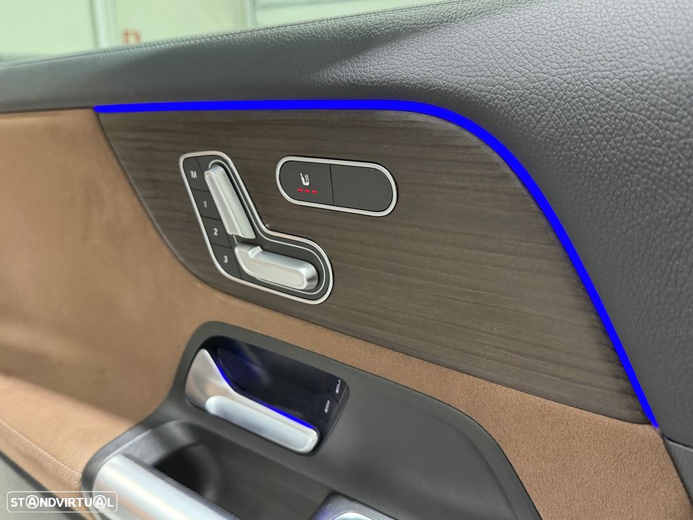 Mercedes-Benz GLA 200 d AMG Line - 48