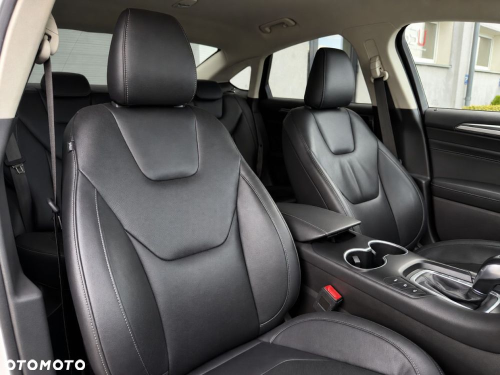 Ford Mondeo - 30