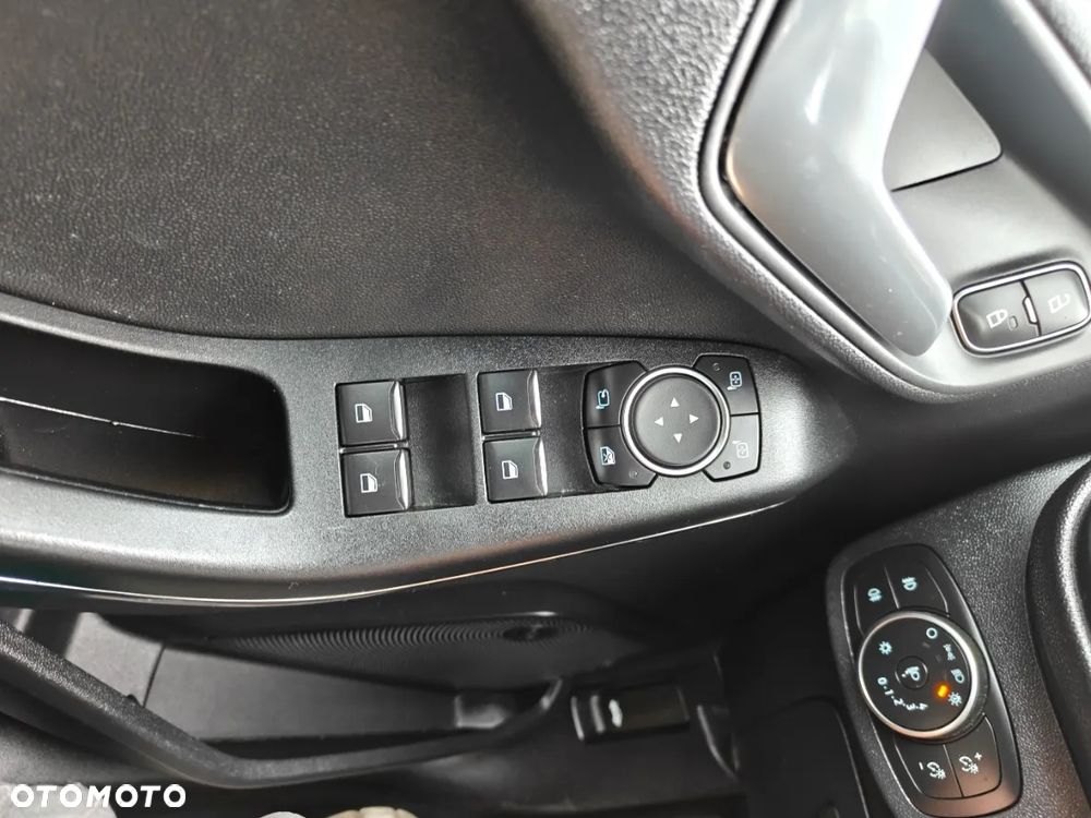 Ford Fiesta - 17