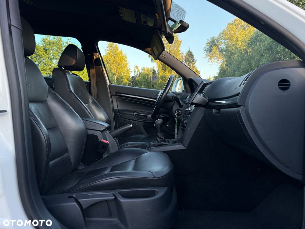 Skoda Octavia 2.0 TDI DPF RS - 6
