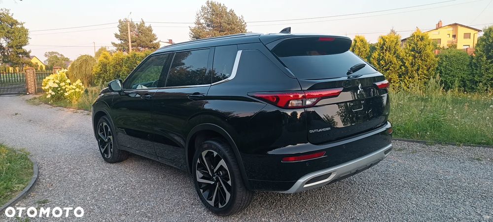 Mitsubishi Outlander - 6
