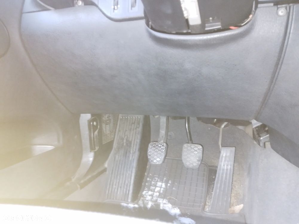 BMW E36 SEDAN 90-99 316 I -  OSŁONA PRZECIWSŁONECZNA PRAWA LEWA - 24