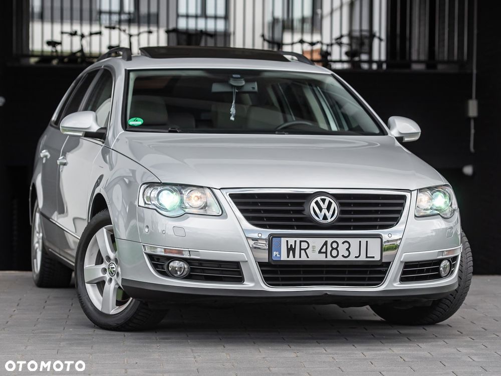 Volkswagen Passat - 2