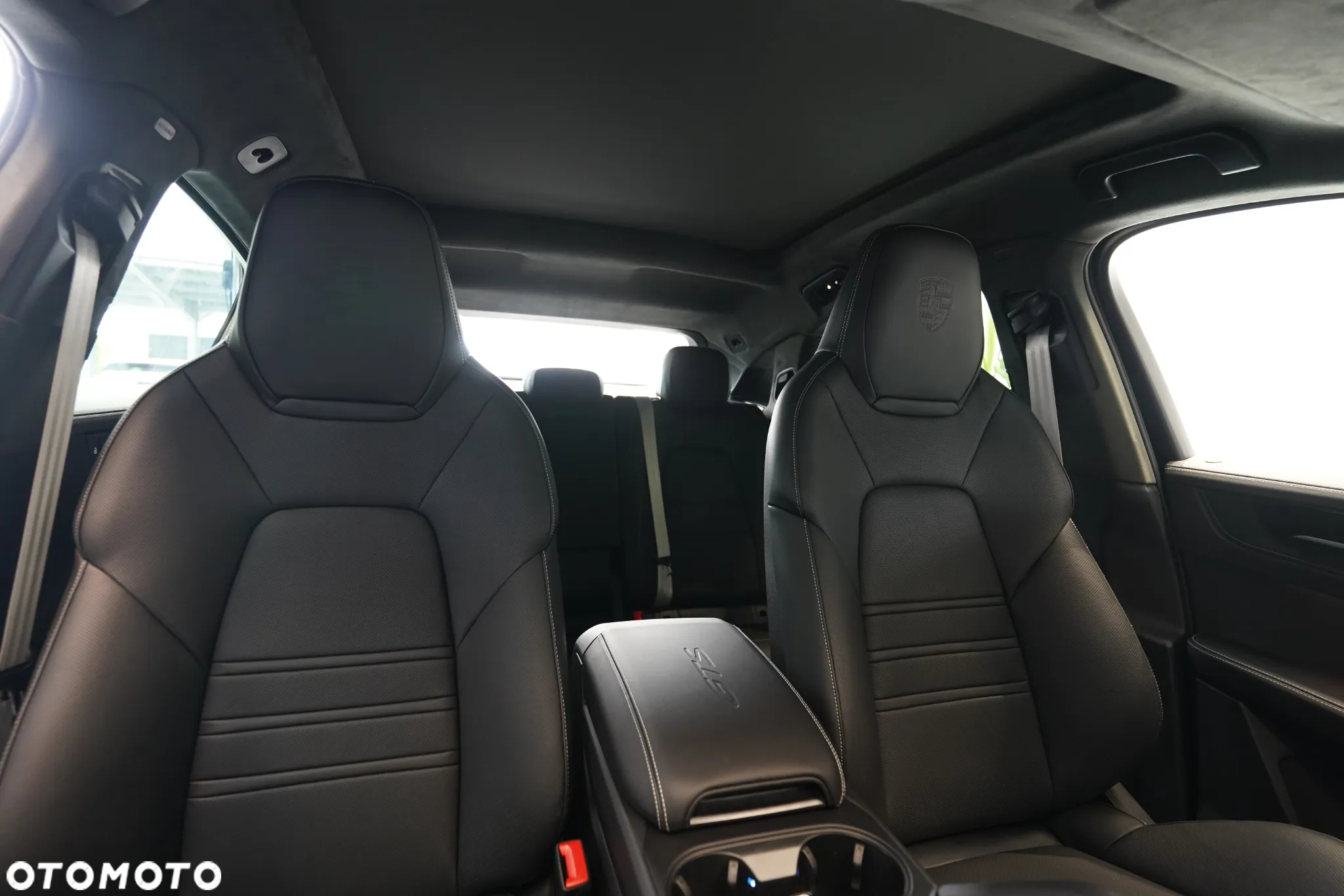 Porsche Cayenne Coupe GTS - 32
