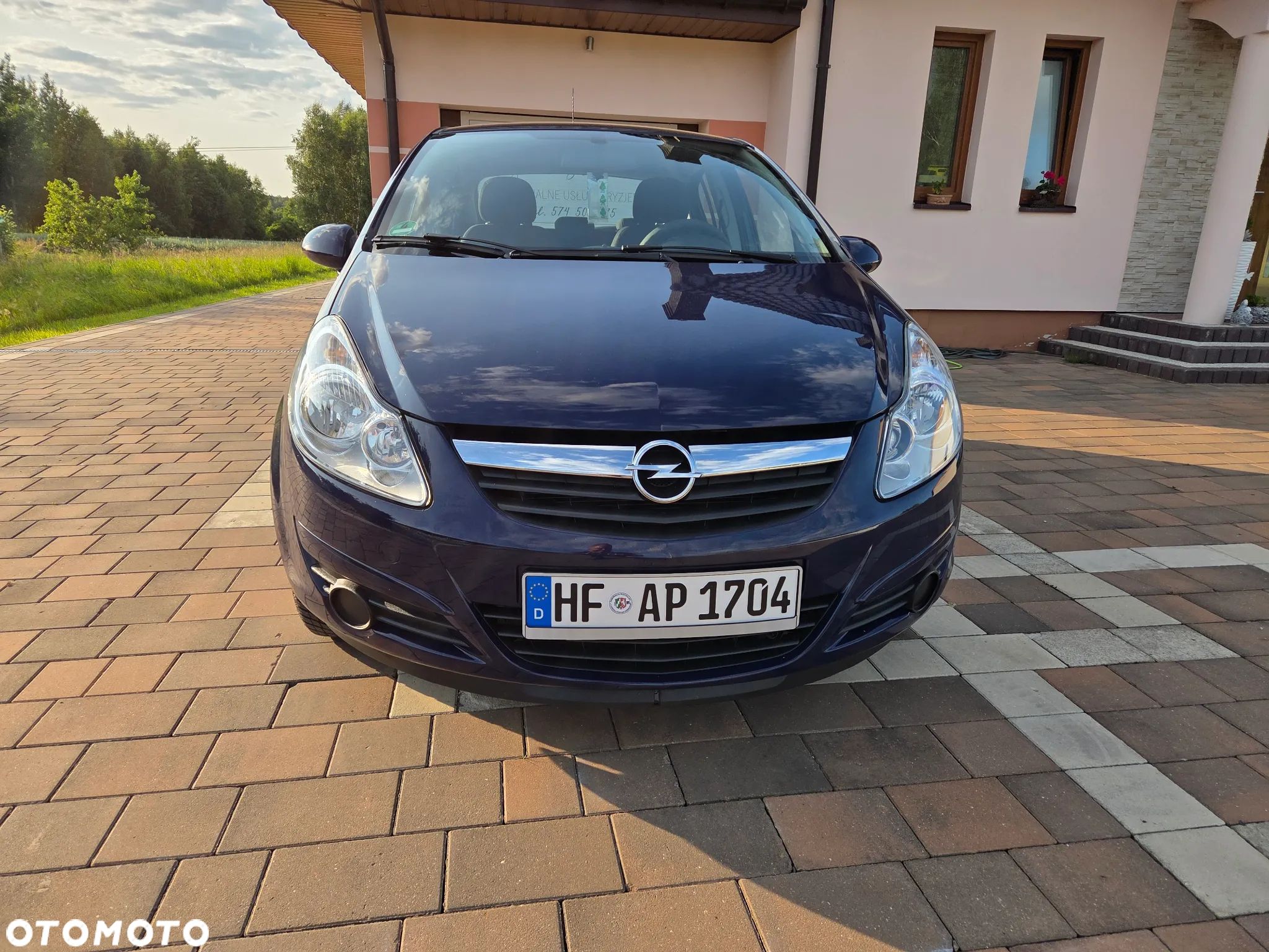 Opel Corsa 1.2 16V Color Edition - 1