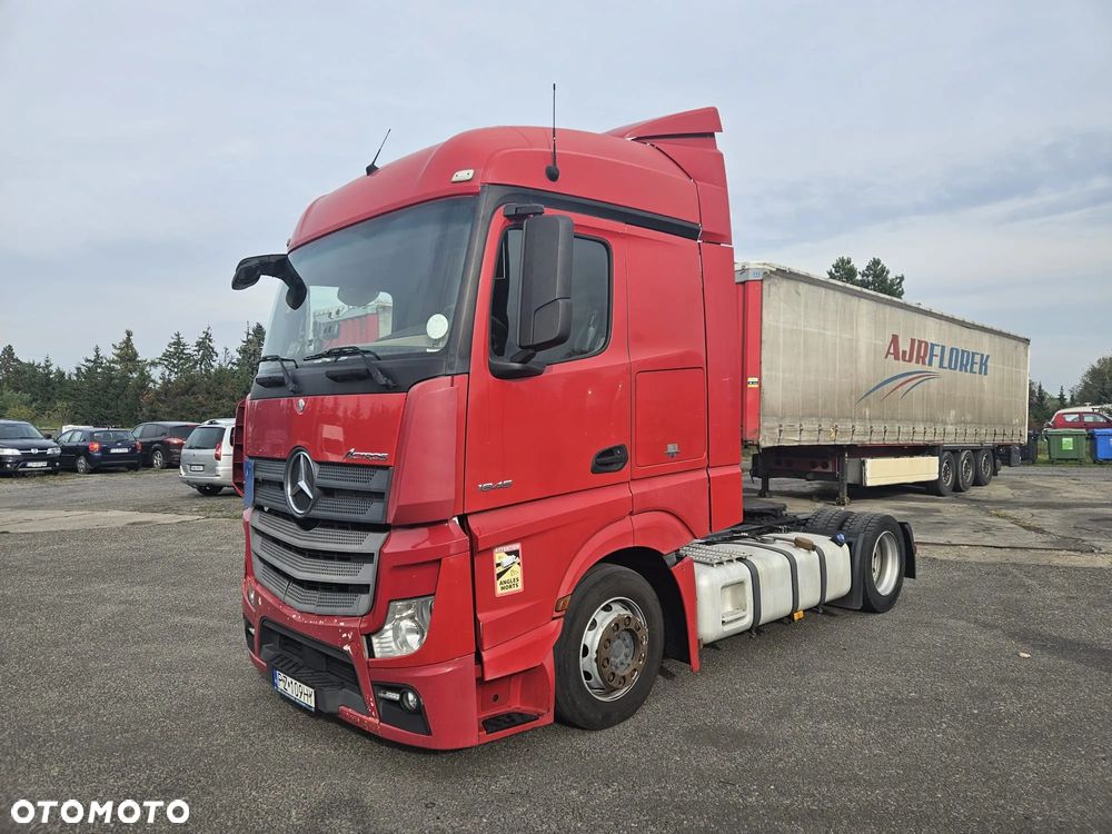 Mercedes-Benz ACTROS - 1