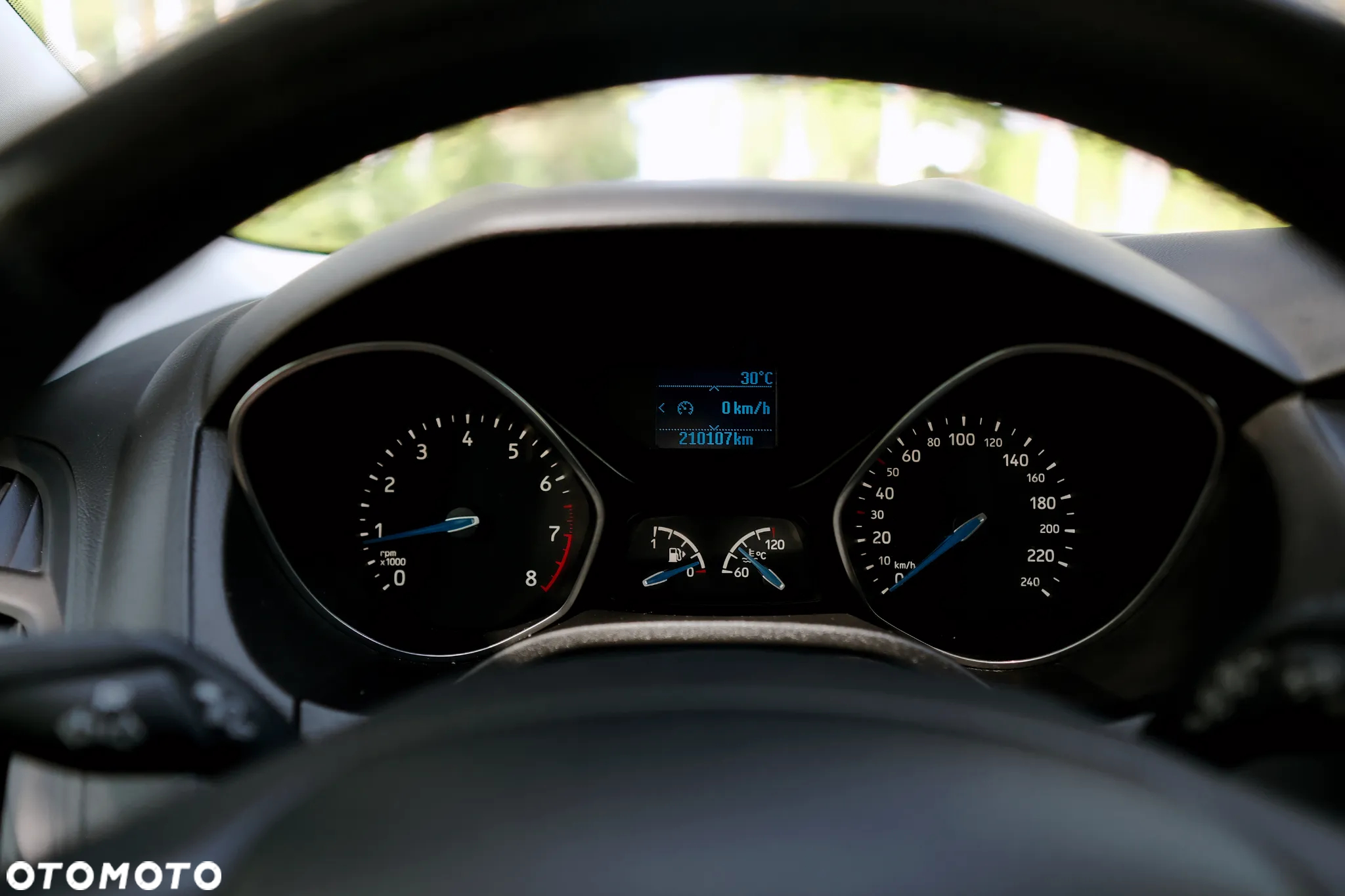 Ford Focus 1.0 EcoBoost Trend - 24