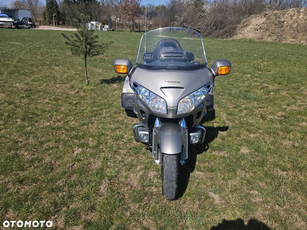 Honda GL - 10
