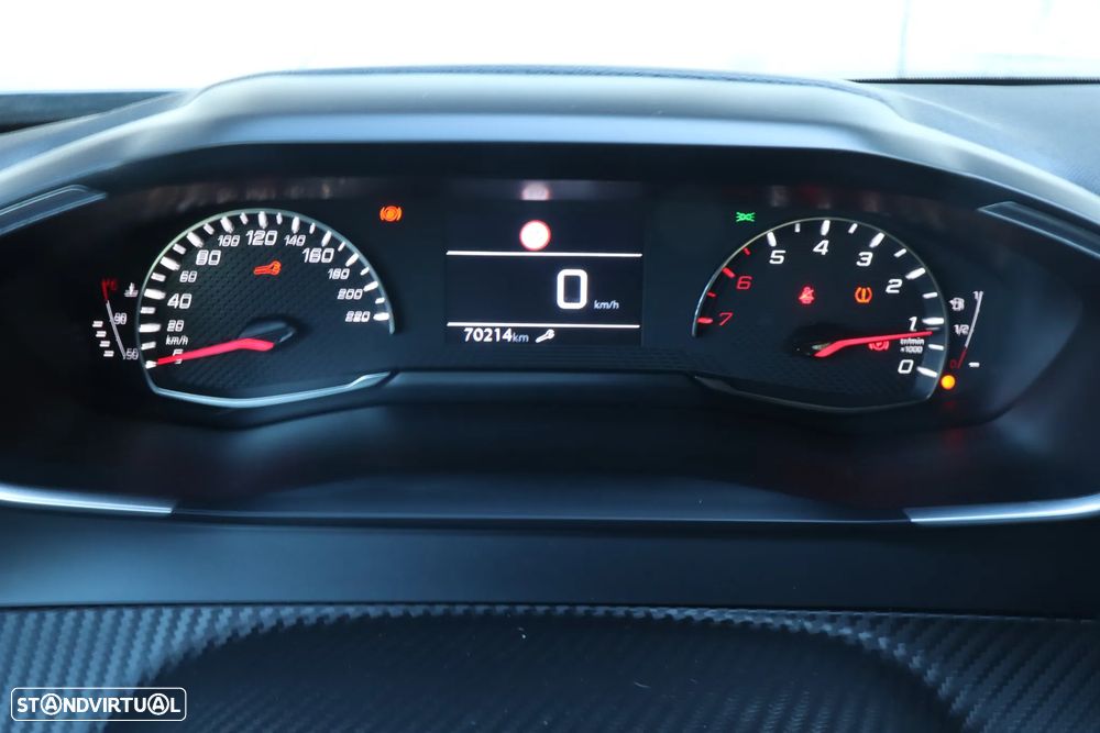 Peugeot 2008 1.2 PureTech Allure Pack - 17