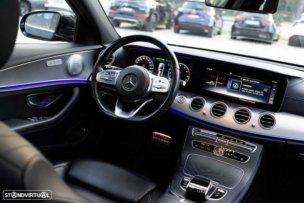 Mercedes-Benz E 300 de AMG Line - 2